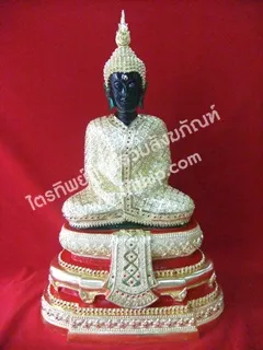 พระแก้วมรกต 12" ฤดูหนาว