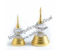 ผอบยอดเจดีย์ปิดทอง