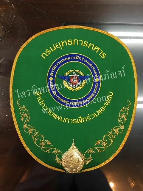 ตาลปัตรผ้าไหม