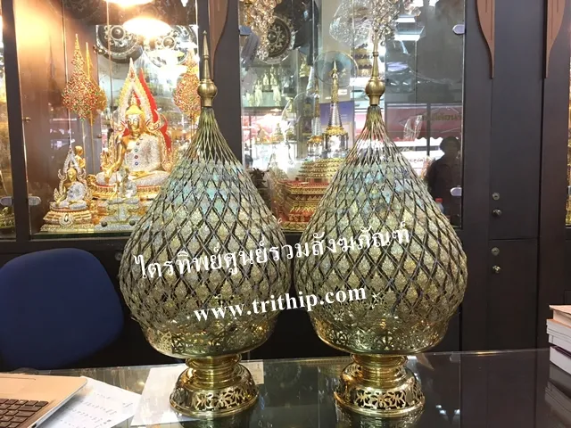 พุ่มทองเหลืองฉลุลาย (พร้อมพานงานดิบ)