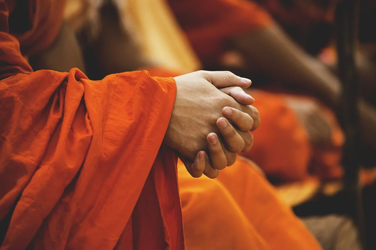 “เครื่องบวช” สำหรับพระสงฆ์ใหม่