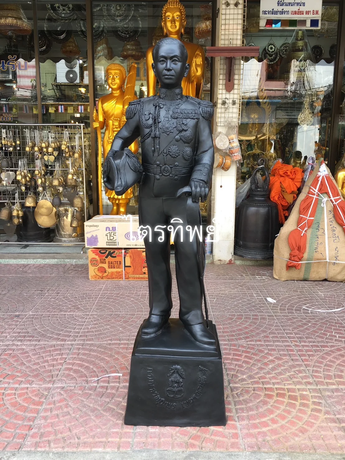 กรมหลวงชุมพร สูง 1 ม.