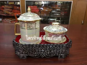 ชุดกี๋มุกพร้อมถ้วย