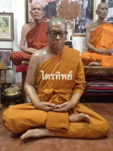 รูปเหมือนหลวงพ่อพุทธทาส 30\"
